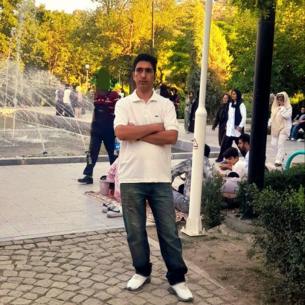 تصویر پروفایل کامران