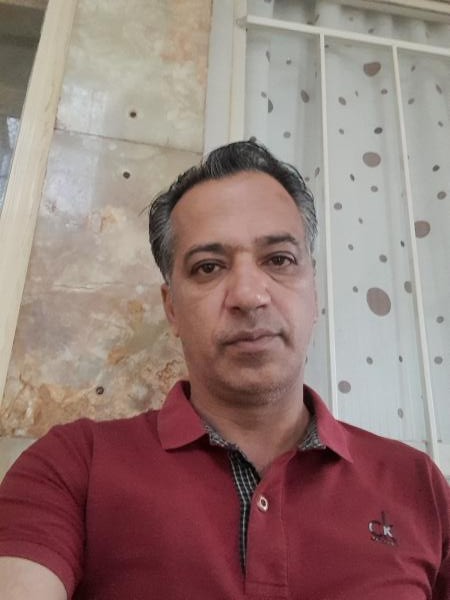 تصویر پروفایل علی